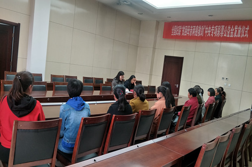 “两癌”发放仪式1_副本.jpg